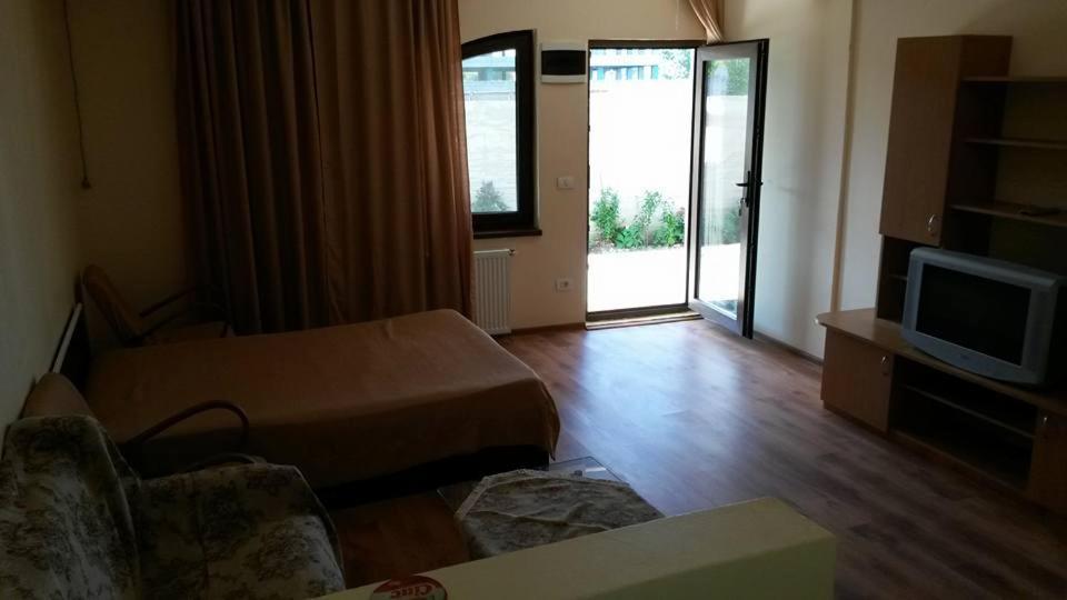 Vila Zuzette Hotel คอนสตันซา ภายนอก รูปภาพ